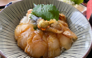 日本海の幸、地物を使った料理は魅力